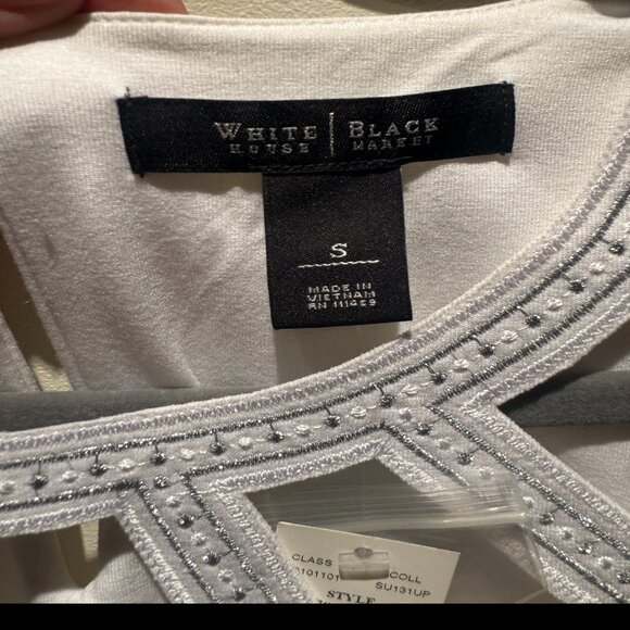 White House Black Market Brand New Sleeveless white top - Picture 3 of 5